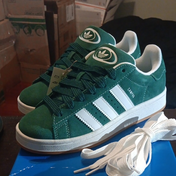 Adidas Campus 00s Forest Green and White Shoes Mens 6 Womens 7 NWT & BOX - Picture 2 of 10